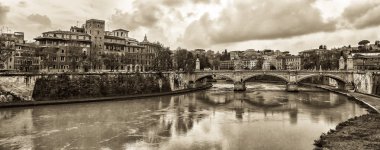 Roma'da Tiber riverbank, görüntüleme.
