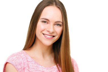 Güzel genç model portre üzerinde beyaz izole.