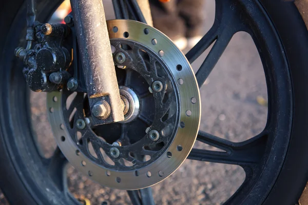 Closeup of motobike front wheel. — Stock Photo, Image