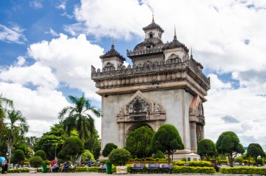 patuxai gate Vientiane.