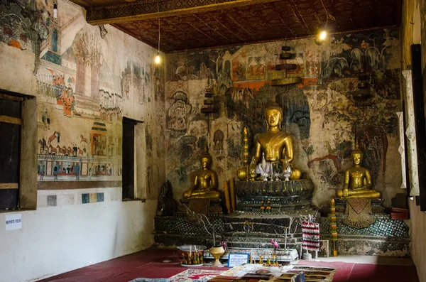 As estátuas de Buda de Ouro . — Fotografia de Stock