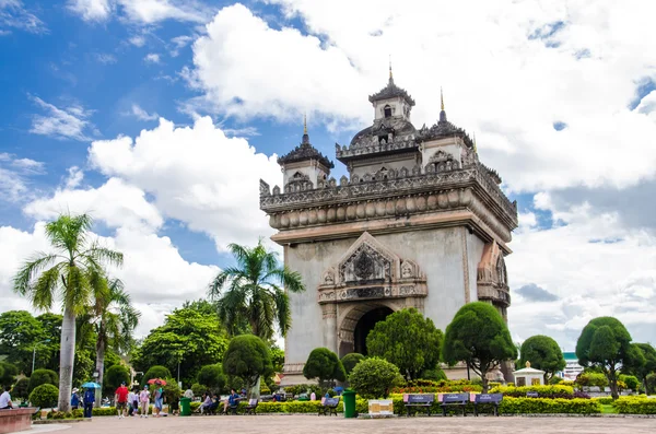 Patuxai ворота в В'єнтьян. Стокова Картинка