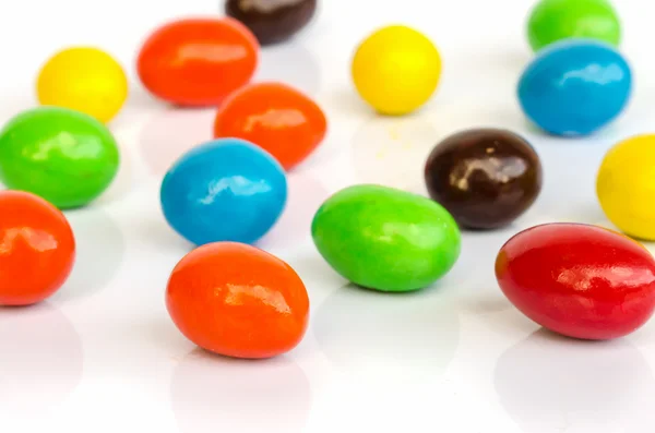 Bunte Schokolade überzogene Bonbons. — Stockfoto