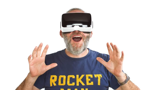 Mature man wearing virtual reality googles / VR Glasses — Stock Photo, Image