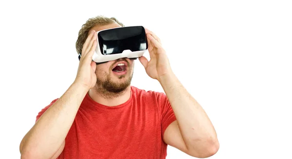 Hombre vistiendo Google realidad virtual —  Fotos de Stock