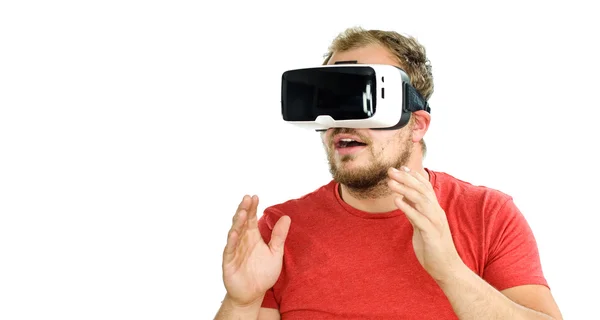 Hombre vistiendo Google realidad virtual —  Fotos de Stock