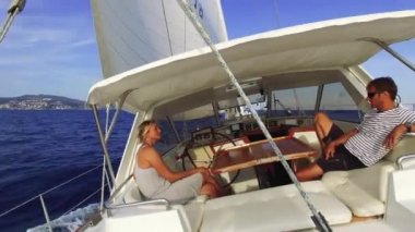 iyi vakit geçiren Çift 