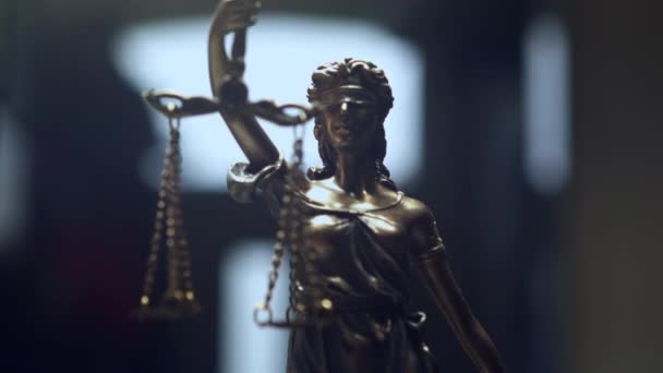Статуя Правосудия Леди Правосудия Римские Боги Правосудия — стоковое видео