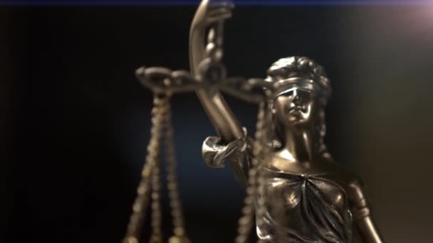 Het Standbeeld Van Justitie Vrouwe Gerechtigheid Justitia Romeinse Godin Van — Stockvideo