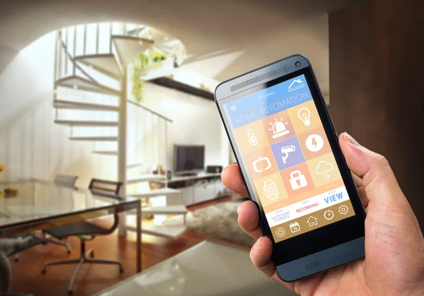 Man with smart home security app — Stock Photo, Image