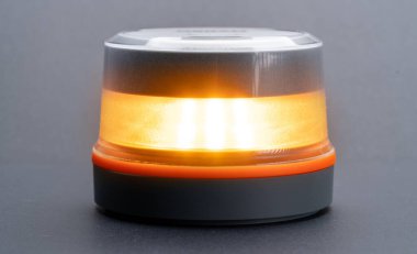 V16 uyarı ışığı, yeni İspanyol acil durum sinyali aygıtı