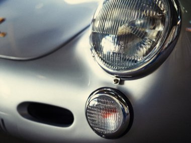 Eski model Porsche klasik araba