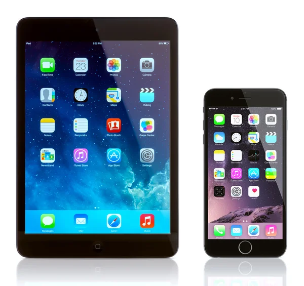 IPAD Mini och iphone 6 — Stockfoto