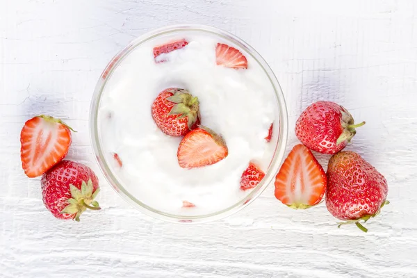 Strawberry yoghurt — Stock Photo, Image