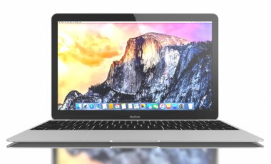 Yeni gümüş Macbook Air