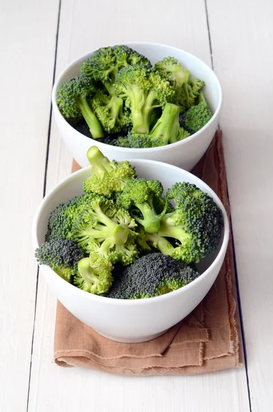 Bund frischer grüner Brokkoli — Stockfoto