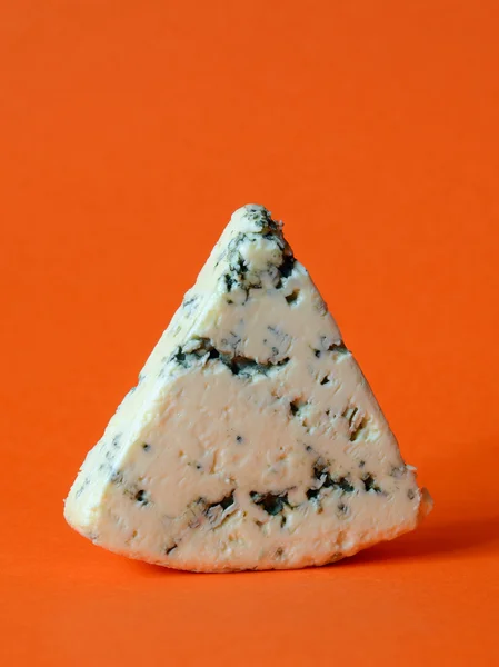 Датский голубой полумягкий сыр — стоковое фото
