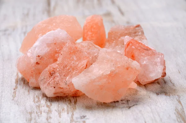 Roze crystal Himalayazout — Stockfoto