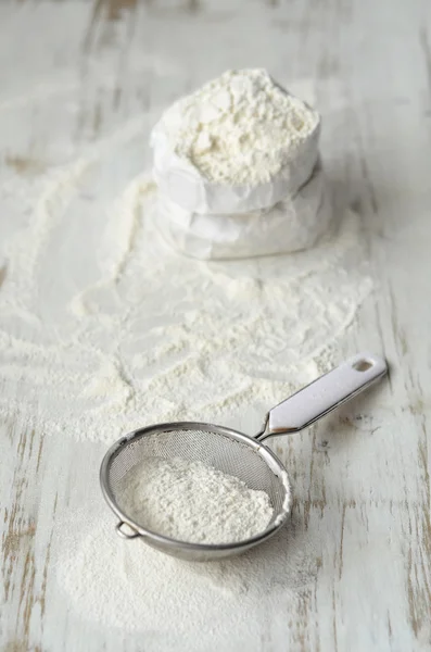 Wheat flour on the table — Stock Photo, Image