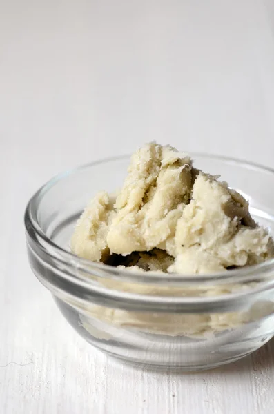 Unrefined shea butter — Stock Photo, Image