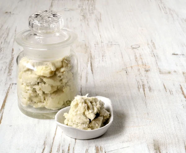 Unrefined shea butter — Stock Photo, Image