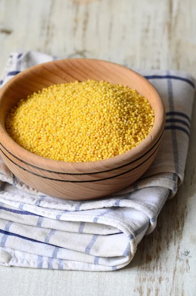 Raw yellow millet — Stock Photo, Image