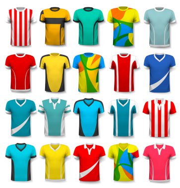 Çeşitli futbol formaları topluluğu. T-shirt şeffaf