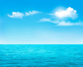Přírodní pozadí - modrý oceán a modré zatažené obloze. Vektor.