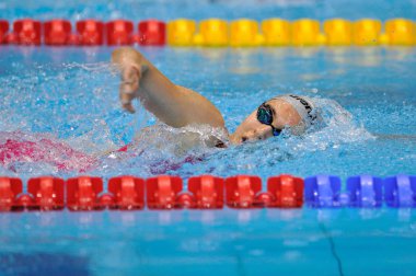 Bilinmeyen yüzücü rekabet