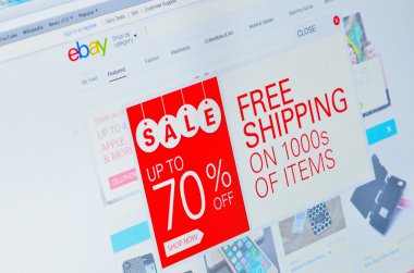 Galati, Romanya - Haziran 06: ebay Web sitesi monitör ekranında. Bulundu