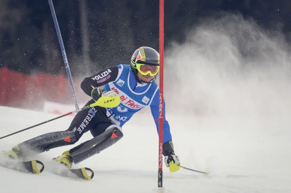 Pozza di fassa, italien - 30. Dezember: unbekannter Teilnehmer von — Stockfoto