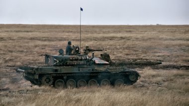 Galati, Romanya - 8 Ekim: Romen tank Tr 85m 'Bizonul' R