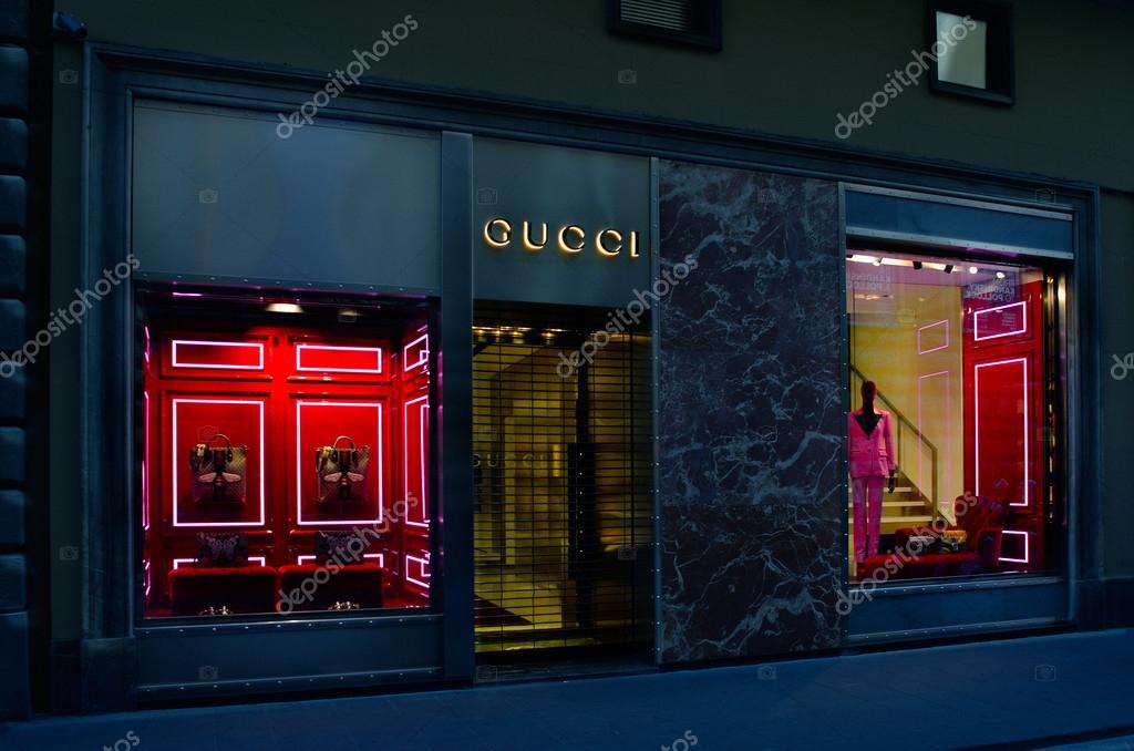 FLORENCE, ITALY - JUly ,02: Gucci store in Florence, one of the – Stock Editorial © razvanchirnoaga #117508694