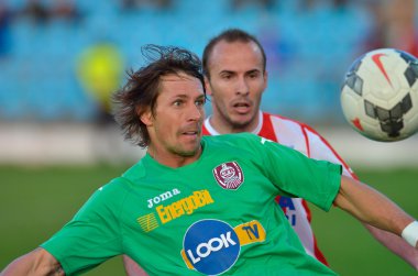 Bilinmeyen futbolcuların gerçekleştirir