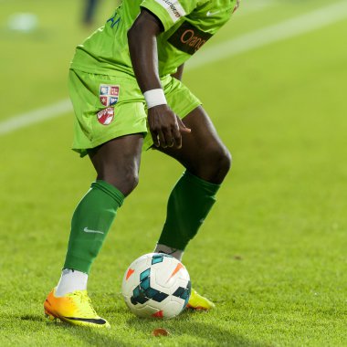 Bilinmeyen futbolcu gerçekleştirmek