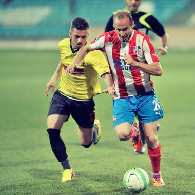 Bilinmeyen futbolcuların gerçekleştirir