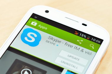 yeni cep telefonu app store toplama