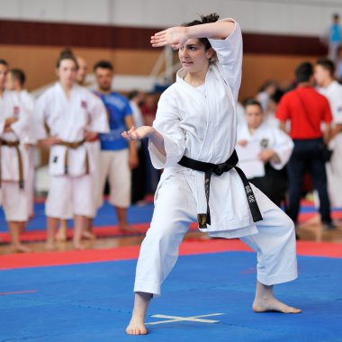 Avrupa Karate Şampiyonası'na katılan yarışmacı