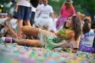 yorgun bir katılımcı çalıştırmak renge dayanıyor