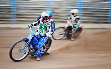 Tanımlanamayan binici