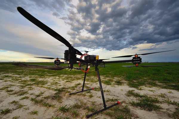 Profesjonalny sprzęt do jazdy na drone — Zdjęcie stockowe