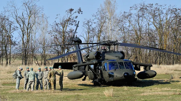 Black HAWK helicóptero de combate — Fotografia de Stock