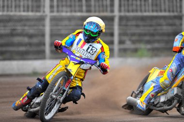 Tanımlanamayan binici