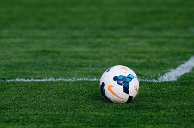 Futbolda Liga 1'in resmi top