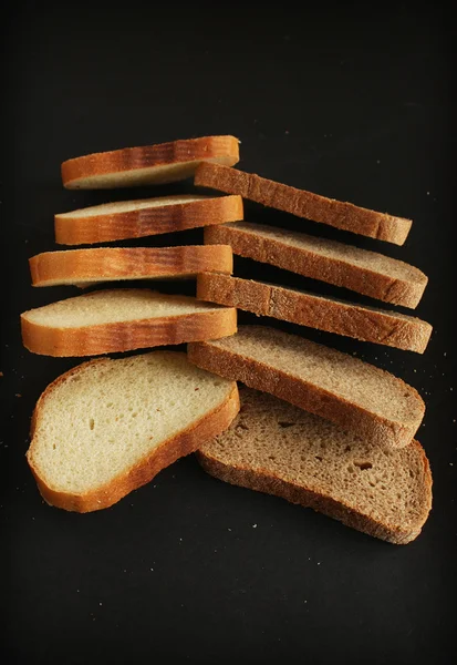 Pão fatiado saboroso — Fotografia de Stock