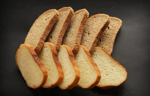 Pão fatiado saboroso — Fotografia de Stock