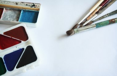 Renk boyalar kümesi