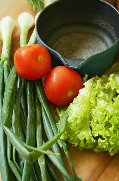 Cocción de verduras frescas — Foto de Stock