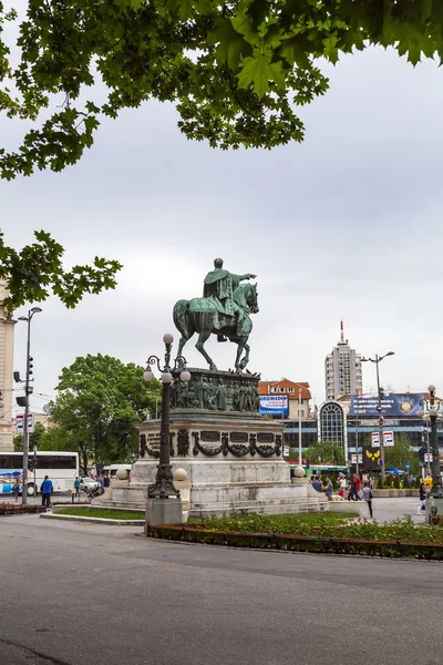 I Republiken Square (Trg Republike på serbiska) med gamla byggnader i barockstil, statyn av Prince Michael och National Museum byggnaden — Stockfoto