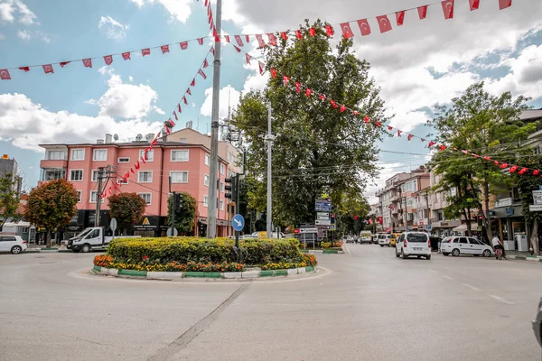 Yenisehir Bursa Turkiet Augusti 2021 Generisk Arkitektur Gatorna Yenisehir Stad — Stockfoto
